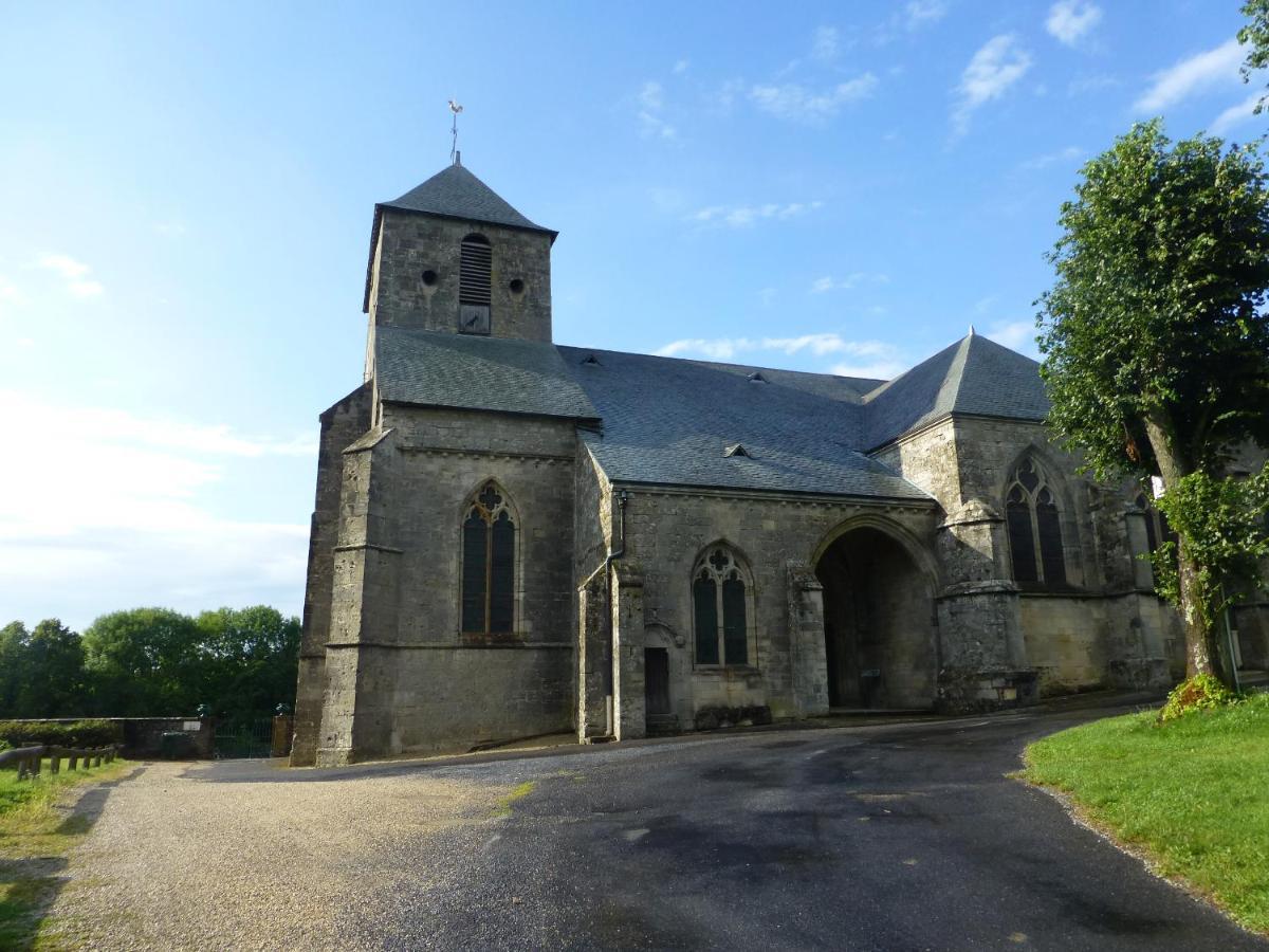 Les Chambres De La Ville Haute Dun-sur-Meuse Exteriér fotografie